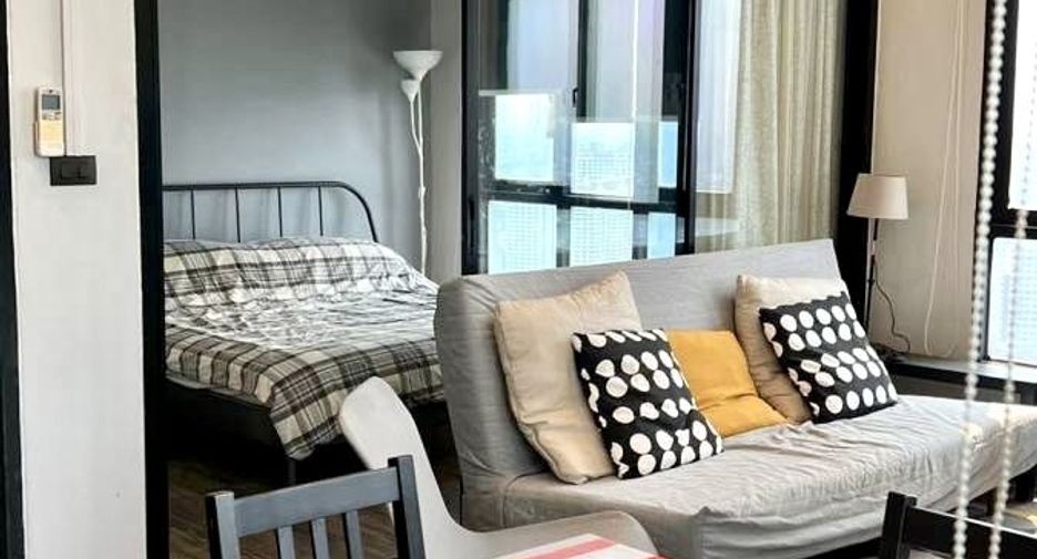 Condo en venta de 1 habitaciones en Yan Nawa, Bangkok