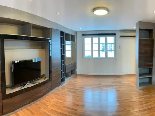 Casa adosada en alquiler de 3 habitaciones en Bang Na, Bangkok