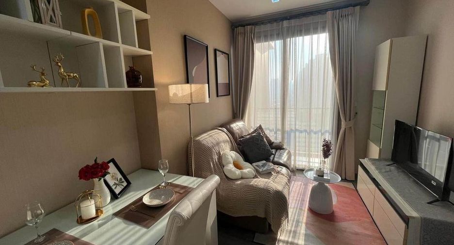 Condo en alquiler de 1 habitaciones en Khlong San, Bangkok