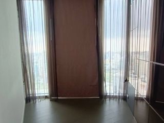 For rent 2 bedrooms condo in Pathum Wan, Bangkok