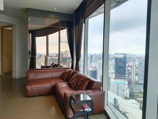For rent 2 bedrooms condo in Pathum Wan, Bangkok