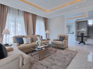 For sale 5 bedrooms house in Bang Khun Thian, Bangkok