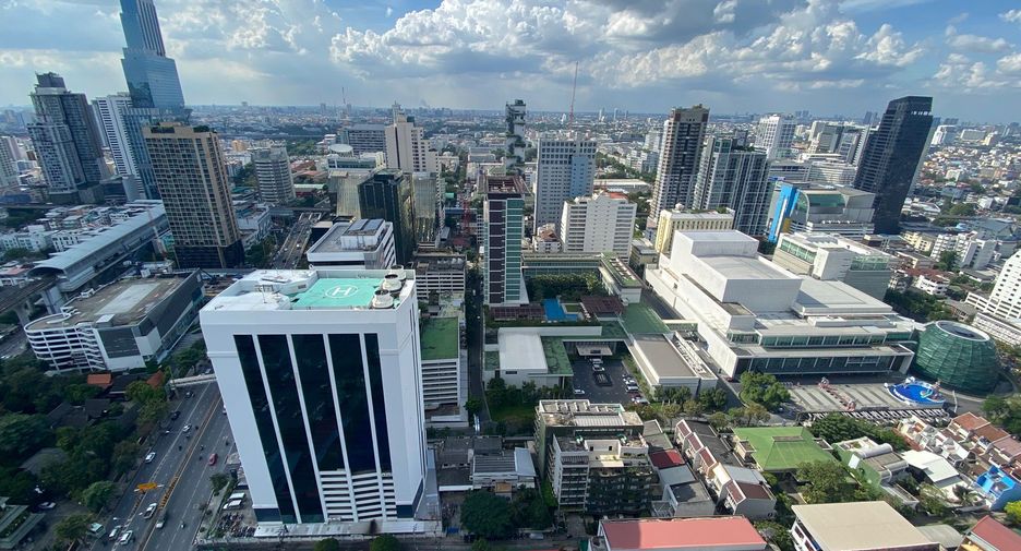 For sale 1 bed condo in Ratchathewi, Bangkok