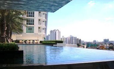 Condo en alquiler de 1 habitaciones en Khlong Toei, Bangkok