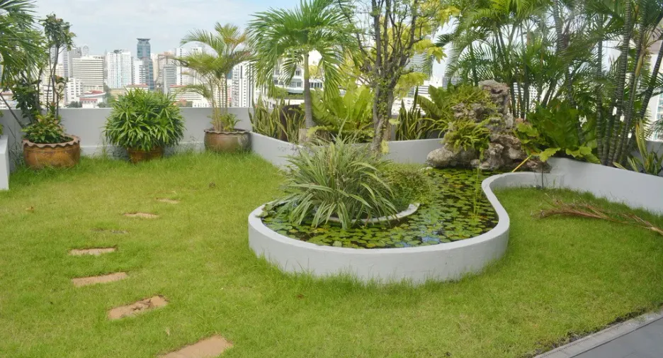 For rent 3 bedrooms condo in Watthana, Bangkok