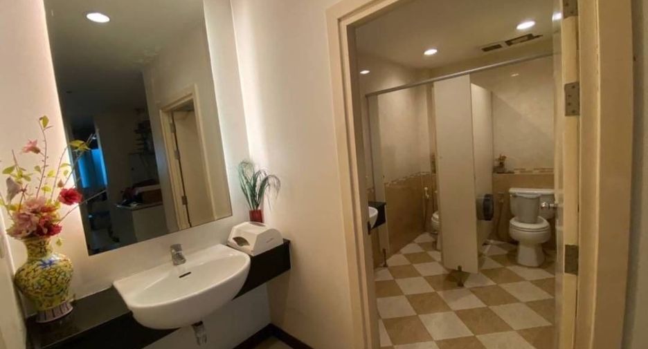Gewerbefläche zur Miete in Watthana, Bangkok