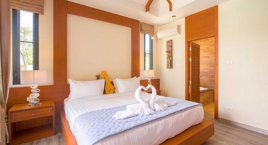 For rent 3 bedrooms villa in Mueang Phuket, Phuket