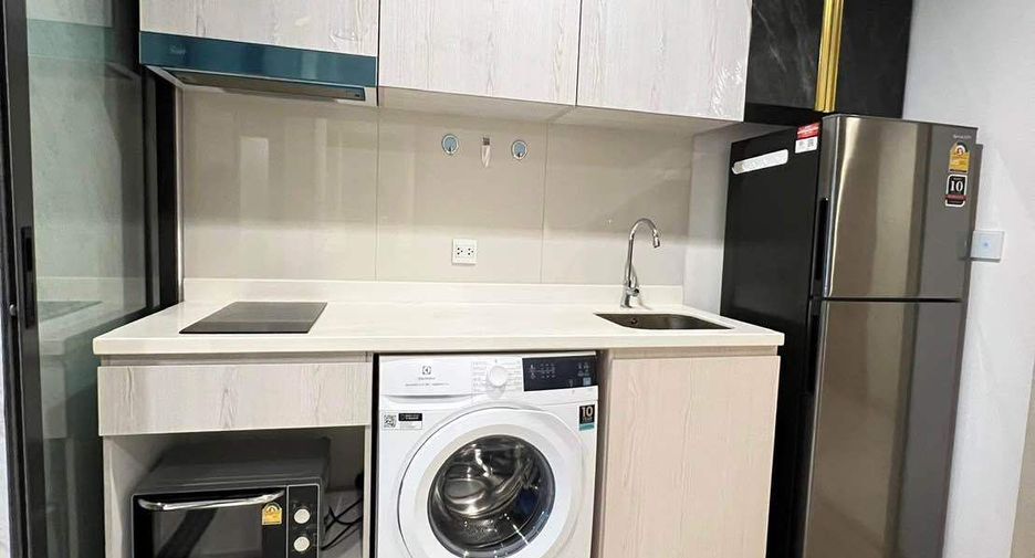 For rent 1 bed condo in Pathum Wan, Bangkok