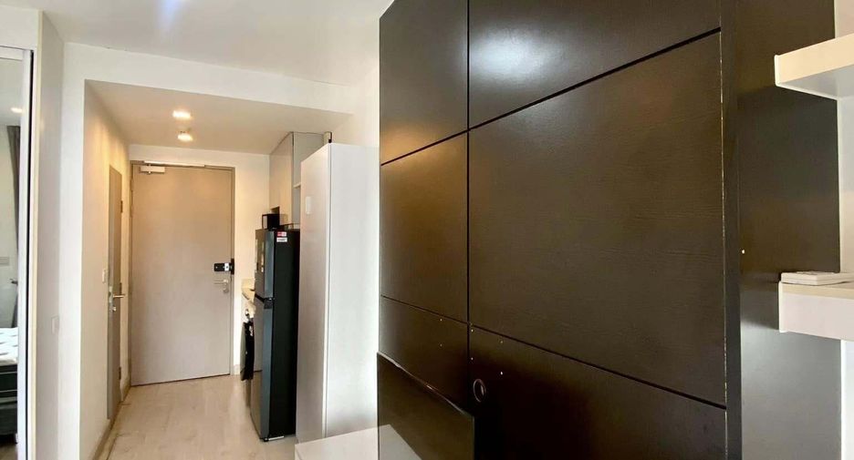 À vendre studio condo à Phra Khanong, Bangkok