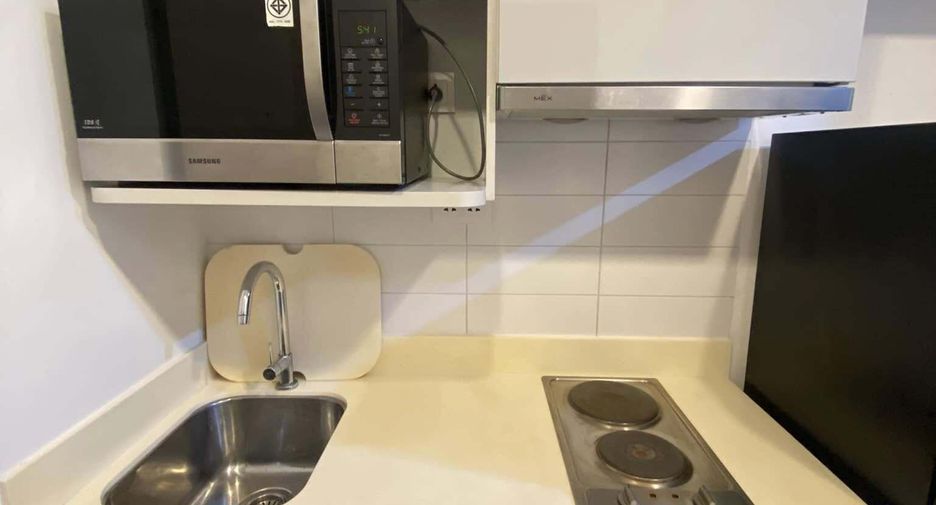 À vendre studio condo à Phra Khanong, Bangkok