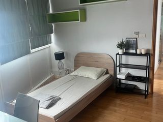 Condo en alquiler de 3 habitaciones en Khlong Toei, Bangkok