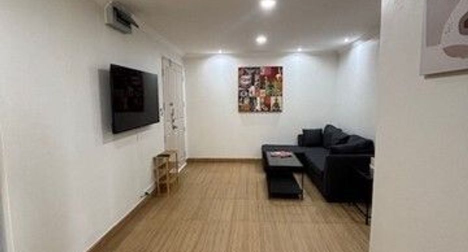 出售 和 出租 2 卧室 公寓 在 Khlong Toei, 曼谷
