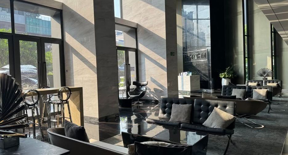 For rent 1 bed condo in Huai Khwang, Bangkok