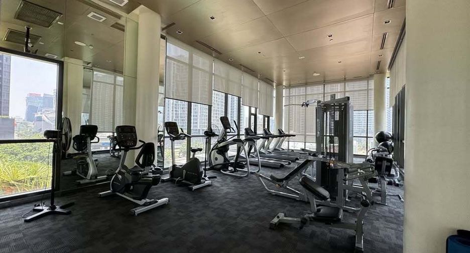 For rent 1 bed condo in Huai Khwang, Bangkok