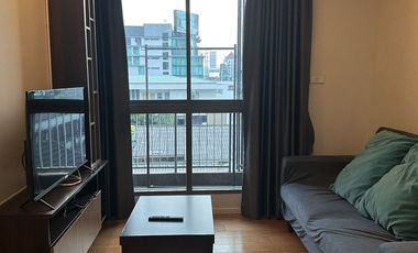 Продажа и аренда 1 кровать кондо в Кхлонг Тоеи, Бангкок