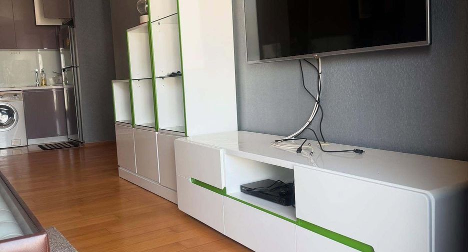 For rent 1 bed condo in Khlong Toei, Bangkok