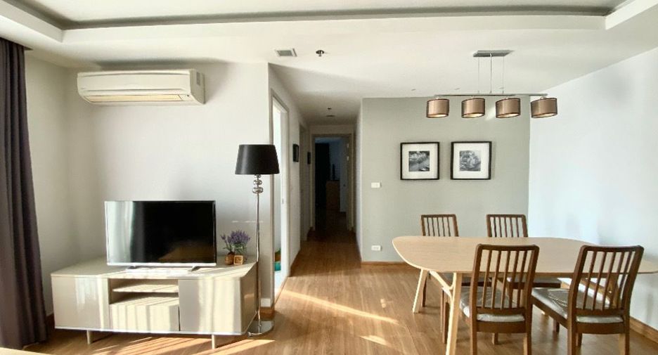 For rent 2 bedrooms condo in Watthana, Bangkok