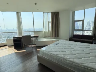 For rent 2 bedrooms condo in Sathon, Bangkok