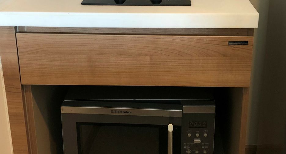 For rent 1 bed condo in Phaya Thai, Bangkok
