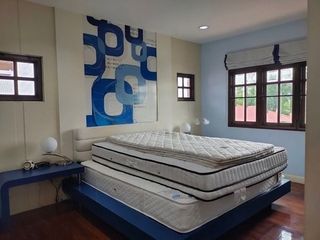 For sale 4 bedrooms house in Khlong Sam Wa, Bangkok