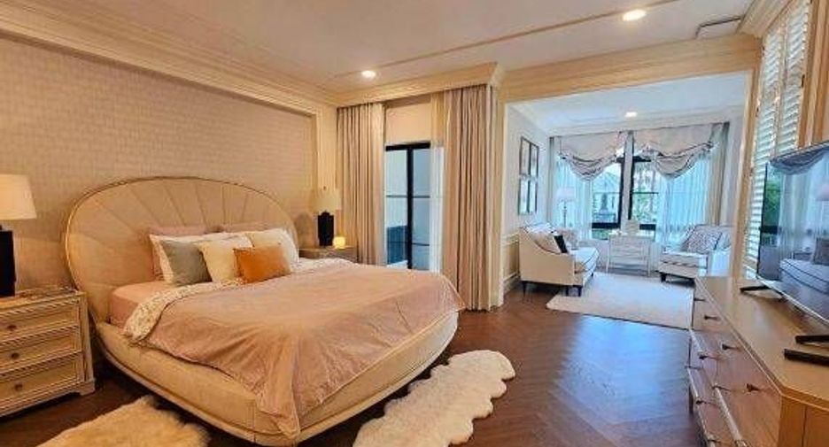 À vendre et à louer 5 chambres maison à Saphan Sung, Bangkok