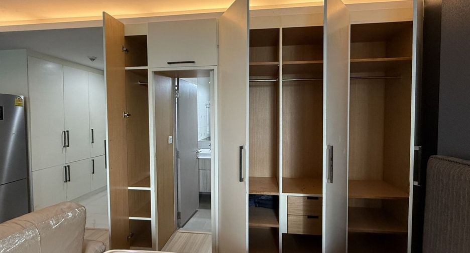 For rent studio condo in Ratchathewi, Bangkok