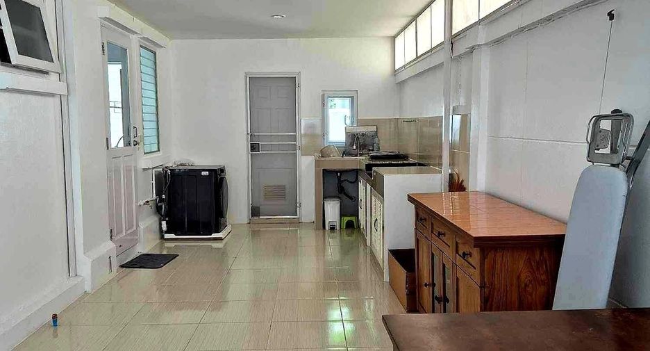 For rent 3 bedrooms house in Mueang Phuket, Phuket