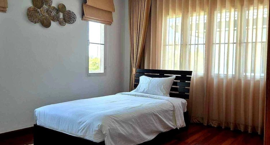 For rent 3 bedrooms house in Mueang Phuket, Phuket