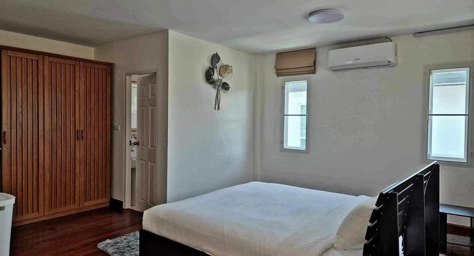 For rent 3 bedrooms house in Mueang Phuket, Phuket