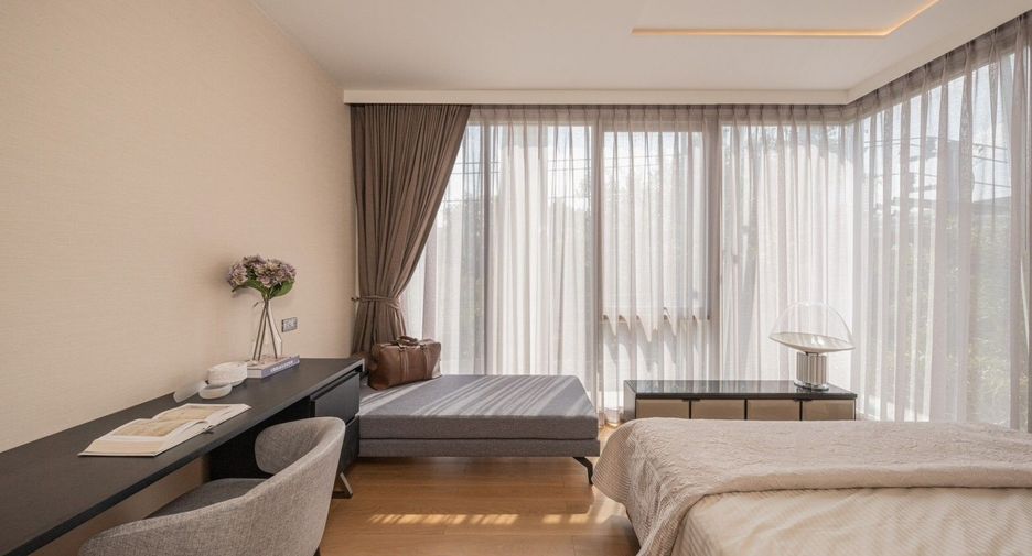 Condo en alquiler de 3 habitaciones en Watthana, Bangkok