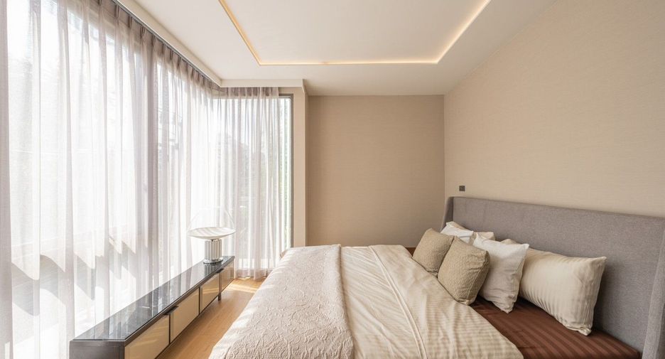 Condo en alquiler de 3 habitaciones en Watthana, Bangkok