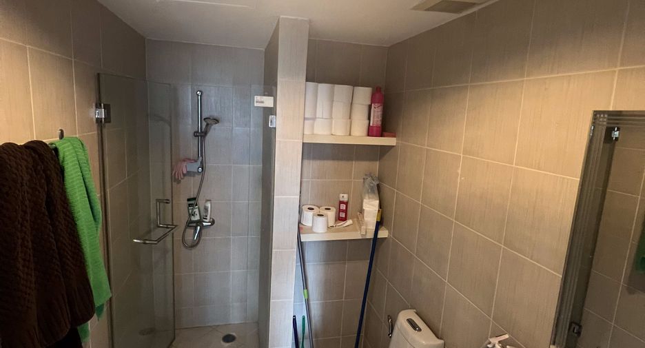 For sale 2 bedrooms condo in Khlong Toei, Bangkok