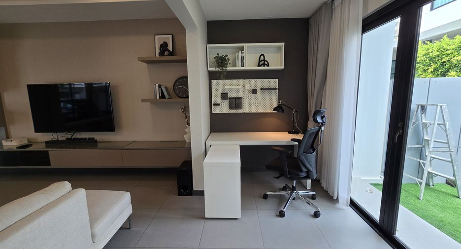 For rent 3 bedrooms house in Bang Phli, Samut Prakan