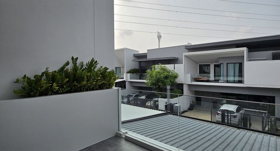 For rent 3 bedrooms house in Bang Phli, Samut Prakan