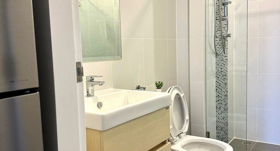 For rent 2 bedrooms condo in Bang Sue, Bangkok