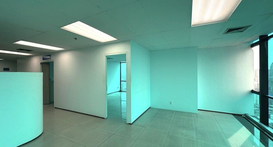 Büro zur Miete in Huai Khwang, Bangkok