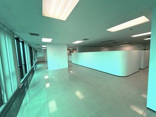 Büro zur Miete in Huai Khwang, Bangkok