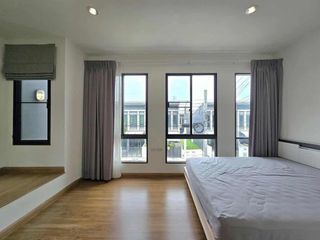 For rent 3 bedrooms townhouse in Bang Phli, Samut Prakan