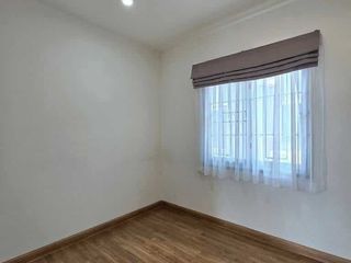 For rent 3 bedrooms townhouse in Bang Phli, Samut Prakan