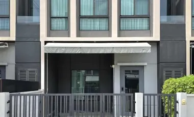 出租 3 卧室 联排别墅 在 Bang Phli, Samut Prakan