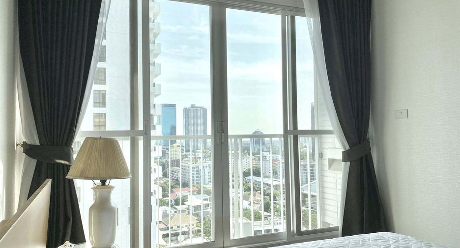 For rent 2 bedrooms condo in Watthana, Bangkok