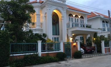 出售 和 出租 4 卧室 独立屋 在 Phuket Town, 普吉