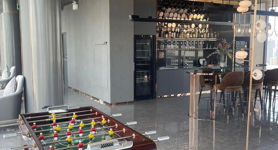 Condo en alquiler de estudio en Huai Khwang, Bangkok