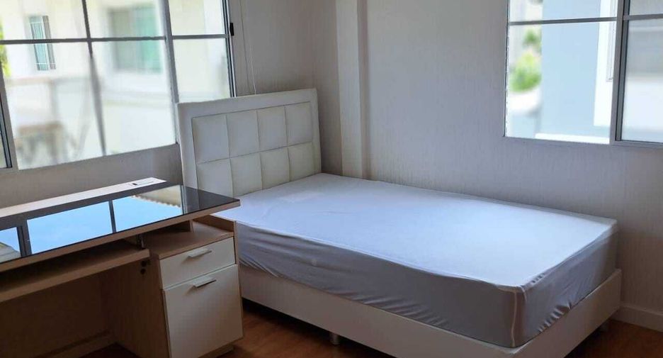 For rent 3 bedrooms house in Prawet, Bangkok