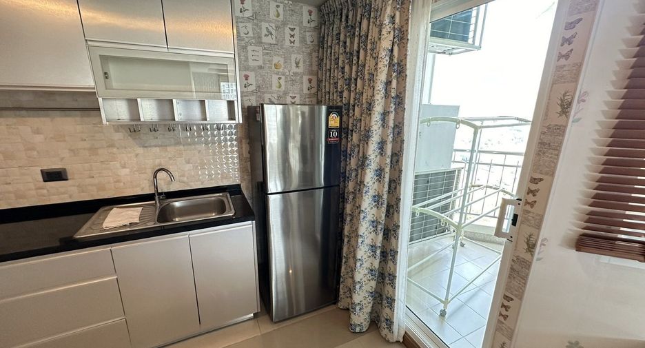 Wohnung zur Miete mit 2 Zimmer in Huai Khwang, Bangkok