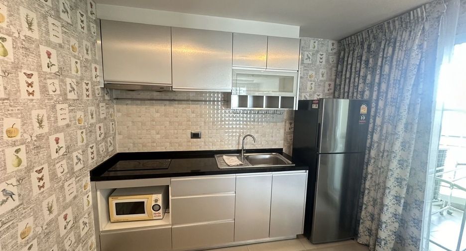 Wohnung zur Miete mit 2 Zimmer in Huai Khwang, Bangkok