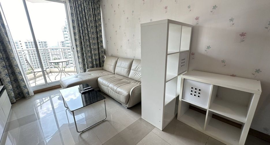 Wohnung zur Miete mit 2 Zimmer in Huai Khwang, Bangkok