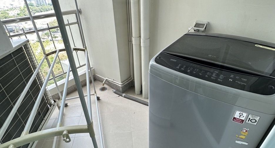 Wohnung zur Miete mit 2 Zimmer in Huai Khwang, Bangkok