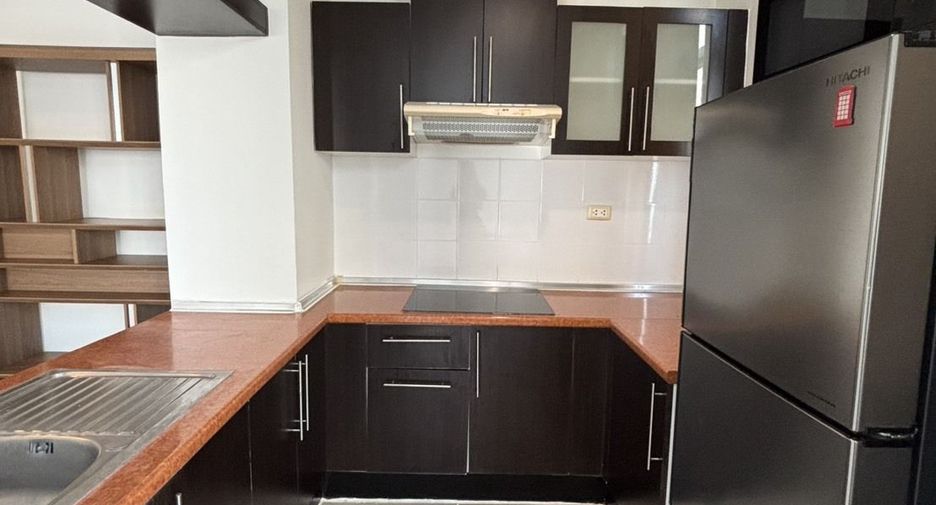 Condo en alquiler de 1 habitaciones en Khlong Toei, Bangkok