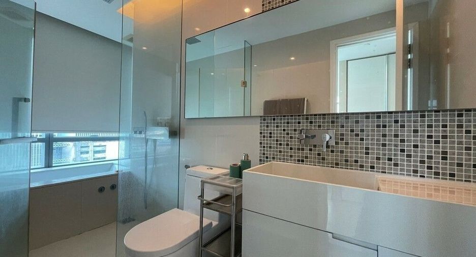 For rent 2 bedrooms condo in Watthana, Bangkok